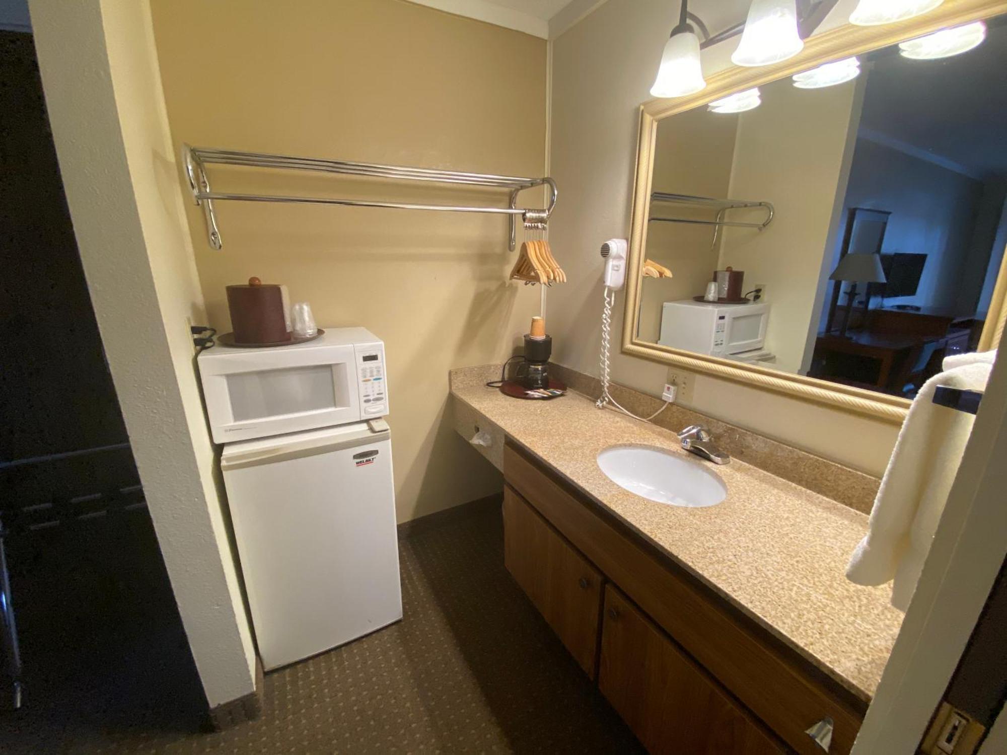 Snowshoe Motel Frisco