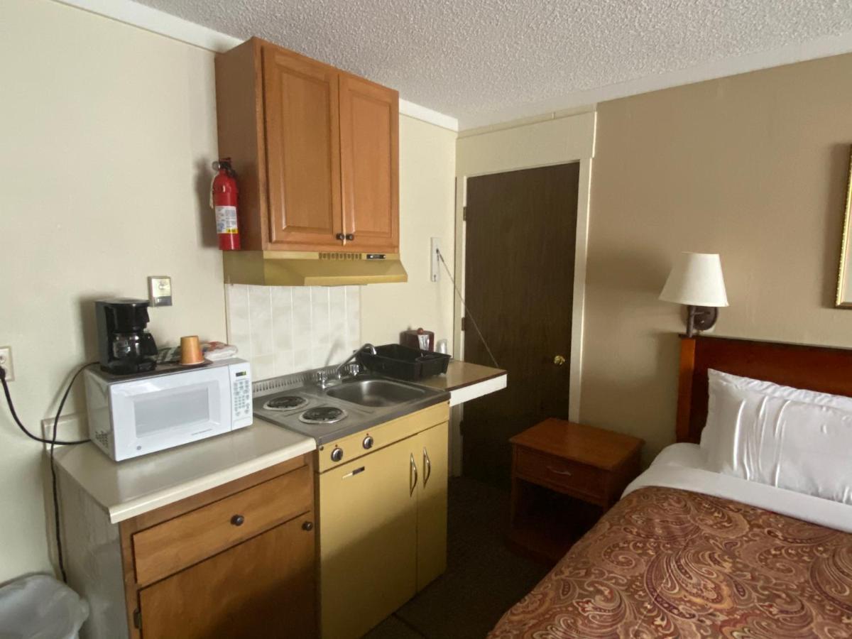 Motel Snowshoe