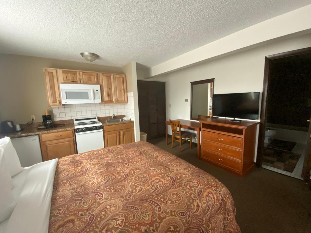 Snowshoe Motel Frisco